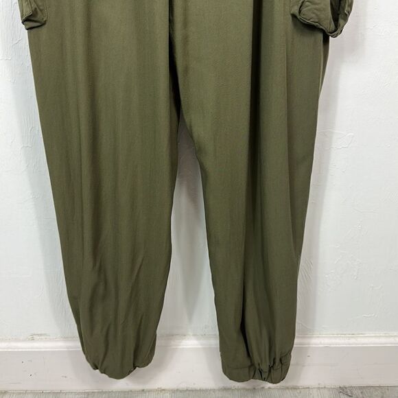 Venus Dark Green Halter Jewel Neck Tie Waist Jumpsuit Size 1X - Picture 5 of 13